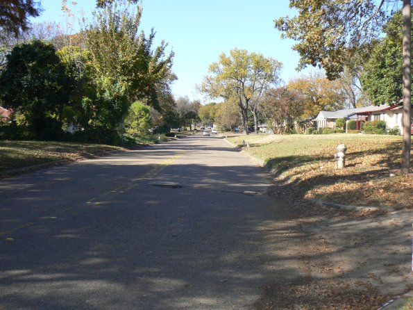 P1350980