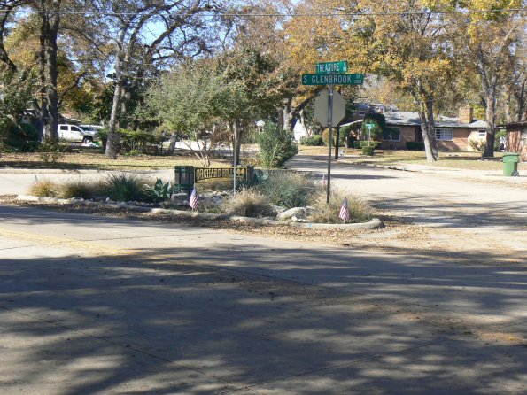 P1350988